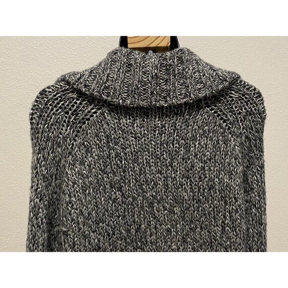 Express Womens Size Large Sweater Button Down Thick Short Gray - Picture 7 of 9